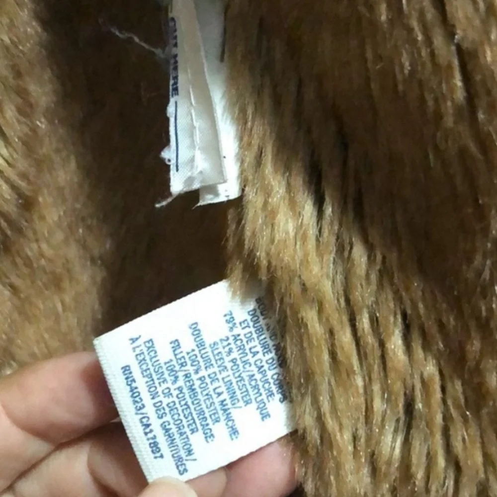 Old Navy jacket faux fur - Picture 8 of 9